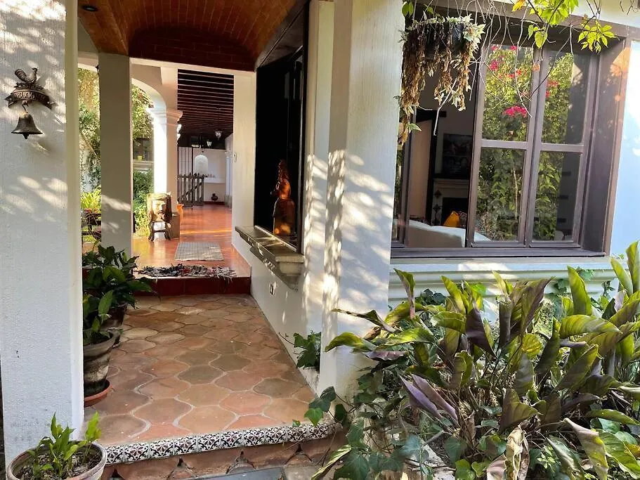 Дом отдыха The View House- Antigua Guatemala Toda La Casa Гватемала