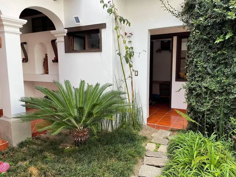 The View House- Antigua Guatemala Toda La Casa