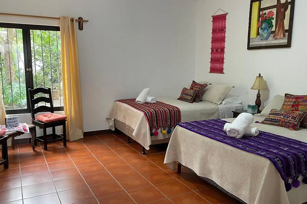 The View House- Antigua Guatemala Toda La Casa بيت للعطل