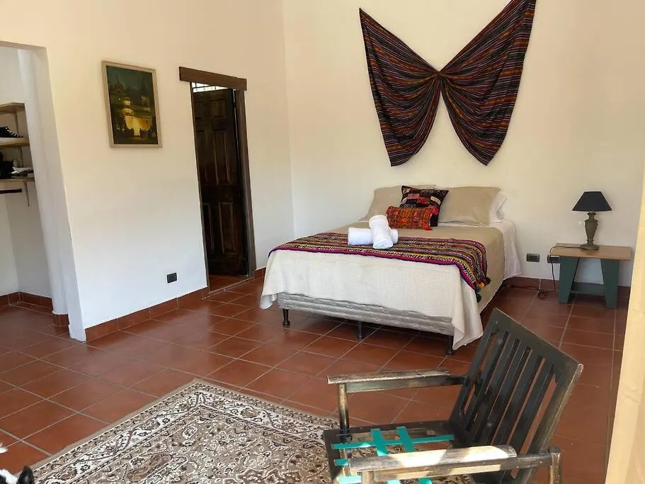 The View House- Antigua Guatemala Toda La Casa بيت للعطل